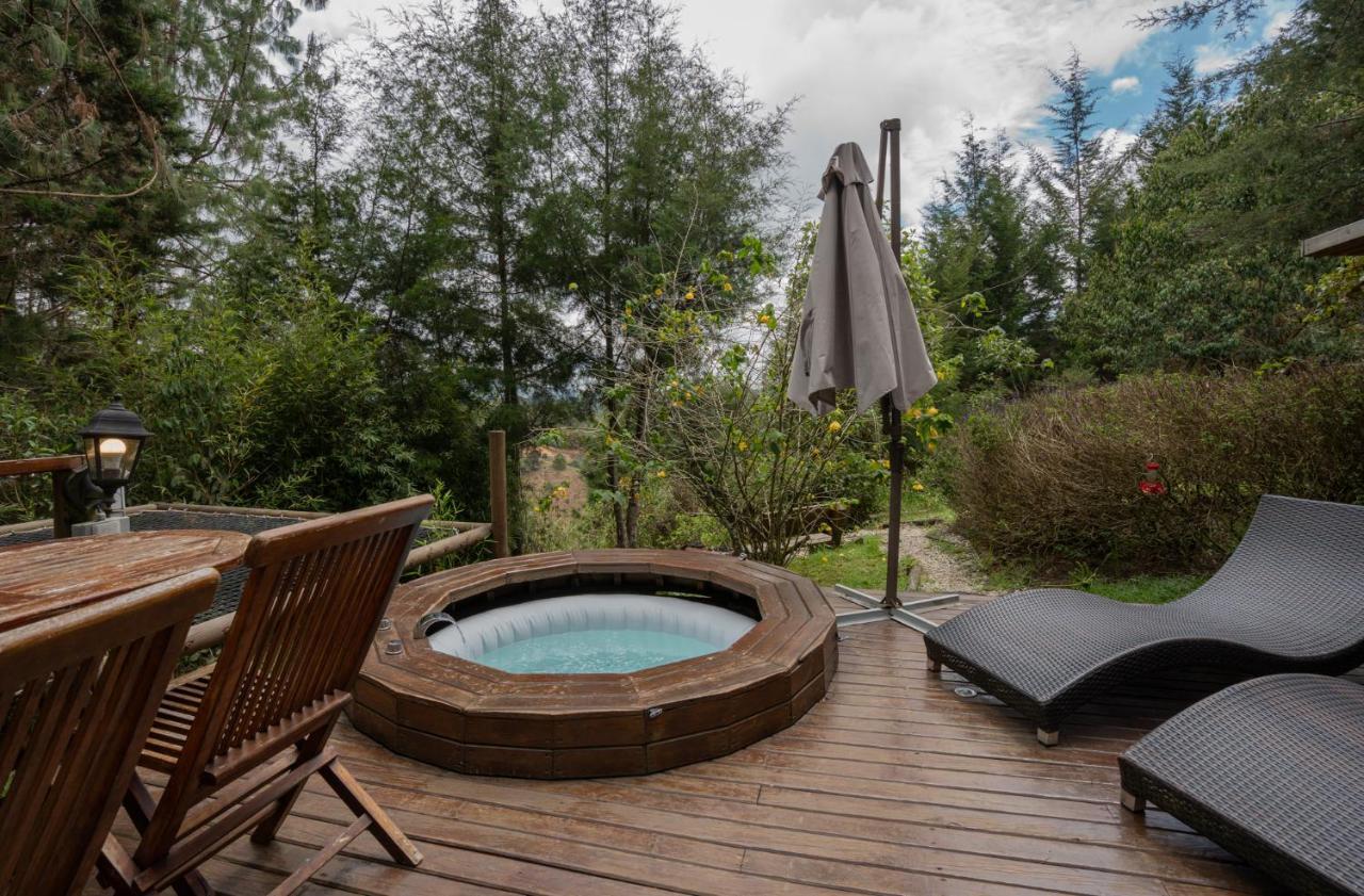 Bubblesky Glamping 40 Min From Medellin Hotel El Retiro  Eksteriør billede