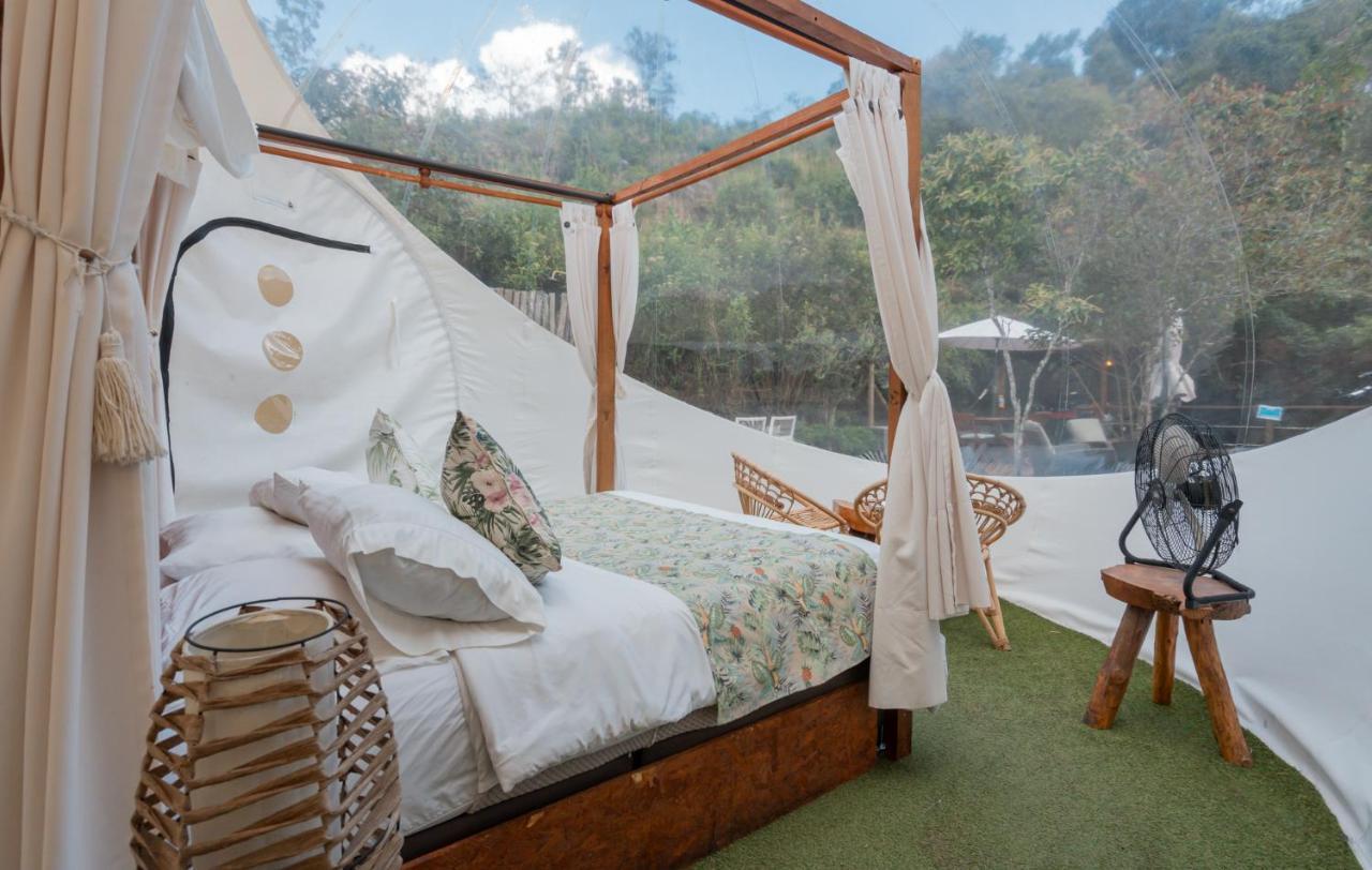 Bubblesky Glamping 40 Min From Medellin Hotel El Retiro  Eksteriør billede